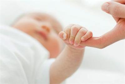 新生寶寶天生具有哪些本領?看的媽媽心都萌化了,真可愛!_母嬰_網