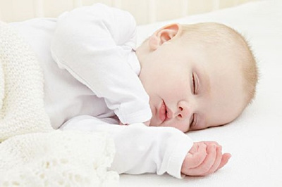 寶寶睡不好,都是因?yàn)檫@8個(gè)錯(cuò)誤的睡眠習(xí)慣造成的!_影響