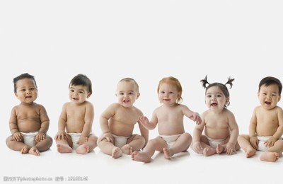 坐成一排圖片素材