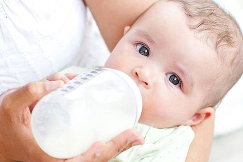 如何判斷嬰兒是否吃飽