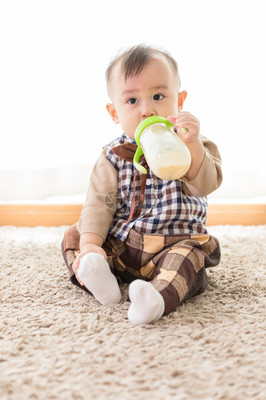 嬰兒喝奶圖片素材_免費下載_jpg圖片格式_VRF高清圖片501013567_攝圖網